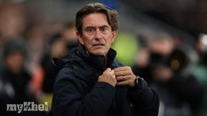 Spurs Boss Thomas Frank Critiques Referee Decision After Newcastle Defeat In EFL Cup