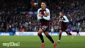 Aston Villa Triumphs Over Leeds United 2-1 Thanks To Morgan Rogers' Impressive Brace