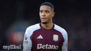 Unai Emery Discusses Ezri Konsa's Contract Situation At Aston Villa Until 2028