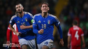 Italy Triumphs With Late Goals To Defeat Moldova 2-0 In World Cup Qualifying Match