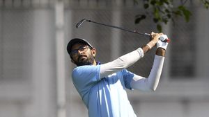 IGPL Mumbai: Kochhar takes sole lead, Pukhraj moves to second, Pranavi in Third