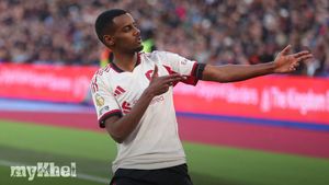 Liverpool Secures 2-0 Victory Over West Ham With Isak's Goal Ending Losing Streak