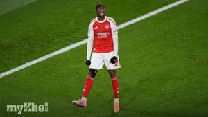 Madueke Expresses Delight Over Arsenal Fans' Support Following Initial Criticism