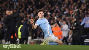 Manchester City Triumphs Over Leeds United With Phil Foden's Stoppage-Time Goal