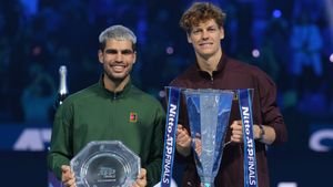 Jannik Sinner Retains ATP Finals Crown, Outduels Carlos Alcaraz to Cap Remarkable Comeback Season