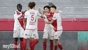 Monaco Defeats PSG 1-0 As Takumi Minamino Scores Match-Winning Goal