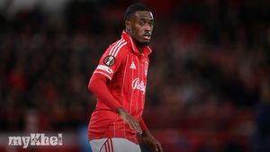 Hudson-Odoi Praises Dyche For Strengthening Nottingham Forest Squad Connections