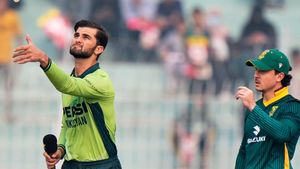 Pakistan beat South Africa by a whisker as Cricket Returns after 17 years at this Venue!