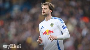 Patrick Bamford Signs Short-Term Contract With Sheffield United After Leaving Leeds United