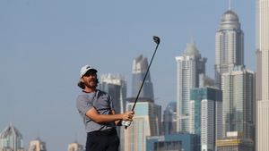 Fleetwood chases DP World Tour Championship double, lies one behind leader Kim in Dubai
