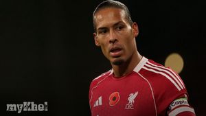 Virgil Van Dijk Addresses Wayne Rooney’s Lazy Criticism Of Liverpool Leadership