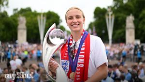 Aggie Beever-Jones Reflects On 2025 As The Best Year Of Her Life In Football