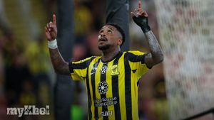 Al-Ittihad Edge Neom As Bergwijn Shines To Secure Fourth Straight Win