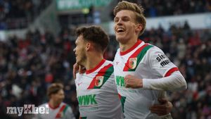 Augsburg Defeats Bayer Leverkusen 2-0, Hjulmand's Team Loses Ground On Bayern Munich