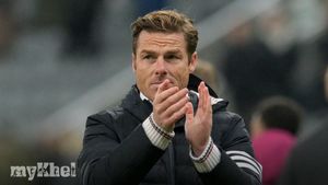 Burnley Urged By Scott Parker To Display Fighting Spirit Against Fulham To End Losing Streak