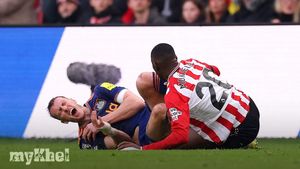 Newcastle United's Dan Burn Set To Miss Six Weeks With Rib And Lung Injuries