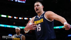 Jokic Injury Leaves Nuggets At Risk As MRI Pending And Left Knee Concern
