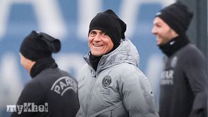 Congested Ligue 1 Title Race Serves As Motivation For PSG, Claims Luis Enrique
