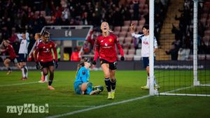 Manchester United Stages Thrilling Comeback To Draw 3-3 With Tottenham As Rolfo Scores Twice