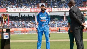 IND vs SA: India and KL Rahul Finally Break Toss Jinx After 20 Matches in 3rd ODI Against South Africa