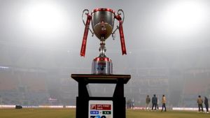IND vs SA: Lucknow Fog Causes Toss Delay Ahead of India-South Africa 4th T20I, Inspection At 7:30 PM IST