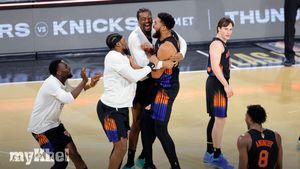 New York Knicks Rally Past San Antonio Spurs To Win NBA Cup Title