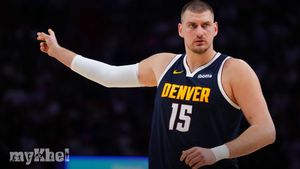 Nikola Jokic Sidelined For Four Weeks With Hyperextended Left Knee
