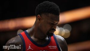 Pelicans Extend Fifth Straight Win With 119-113 Victory Over Mavericks