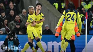 Tottenham Edge Crystal Palace 1-0 As Gray's Header Seals Win And Spurs End Drought