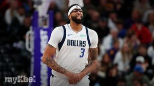 Anthony Davis Out With Hand Ligament Damage For Dallas Mavericks, Injury Update
