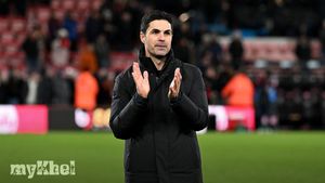 Arteta Could Consider Manchester United Job, Ferdinand Claims