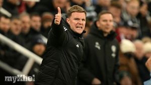 EFL Cup Semi-final Setback: Cherki's Stoppage-time Strike Tests Newcastle's Resolve