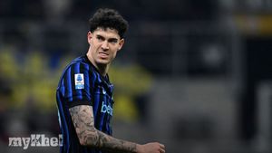 Inter Milans Step Forward After Napoli Draw Highlighted By Bastoni