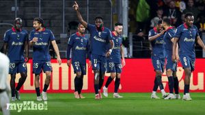 Lens Lead Focuses On Toulouse As Adrien Thomasson Urges Consistency