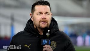 Lens Boss Sage Says They Are Putting Pressure On PSG After Le Havre Win