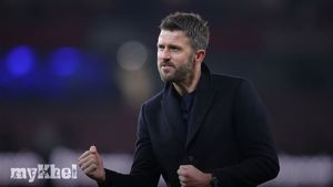 Man Utd Caretaker Carrick Urges Bottling Emotional Wins To Push For Top Four