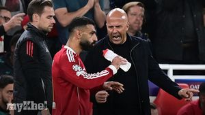 Mo Salah And Arne Slot Keep Private Conversations Ahead Of Liverpool Return