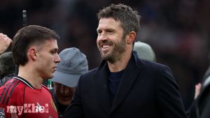 Roy Keane Urges Manchester United Fans Not To Overreact After Carrick Derby Win