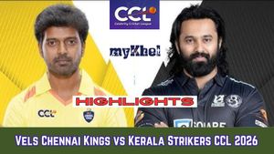 Vels Chennai Kings vs Kerala Strikers Highlights, CCL 2026: KS 165/10 (17.4), CK 112/6 (15) | Strikers Win By 10 Runs (DL)