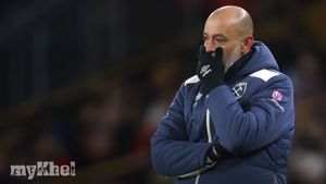 West Ham Apologises After 3-0 Defeat To Wolves In Relegation Battle
