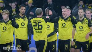 Borussia Dortmund 4-0 Mainz: Ryerson Delivers Three Assists To Tighten Pressure On Bayern