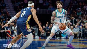Hornets Rally Past Pelicans To Extend Seven-Game Winning Streak