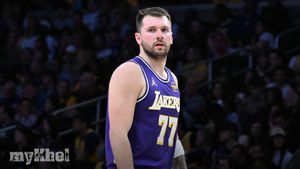 Luka Doncic Injury Hopeful Update As Lakers Navigate Crucial Stretch