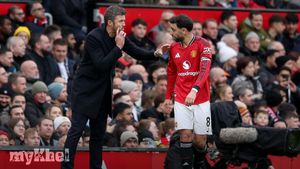Carrick's Impact At Manchester United Praised By Fernandes After Tottenham Victory