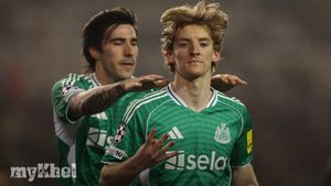 Newcastle United Clinches 6-1 Victory As Gordon Bags Four In Champions League