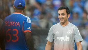 T20 World Cup 2026: Gautam Gambhir Brings Team Together in Delhi Ahead of India vs Namibia