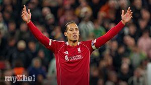 Virgil Van Dijk Could Stay At Liverpool Beyond 2027, Says Slot