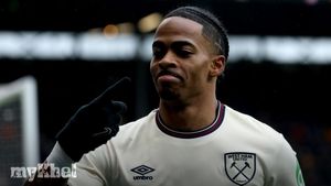 West Ham Win 2-0 At Burnley As Summerville Shines And Castellanos Nets
