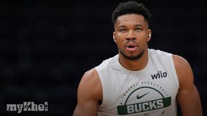 Giannis Antetokounmpo To Return For Bucks Against Celtics Amid Injury Return