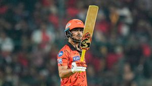 IPL 2026: Ishan Kishan Overtakes Rohit Sharma, Virat Kohli in IPL Milestone, MS Dhoni Ahead of Him